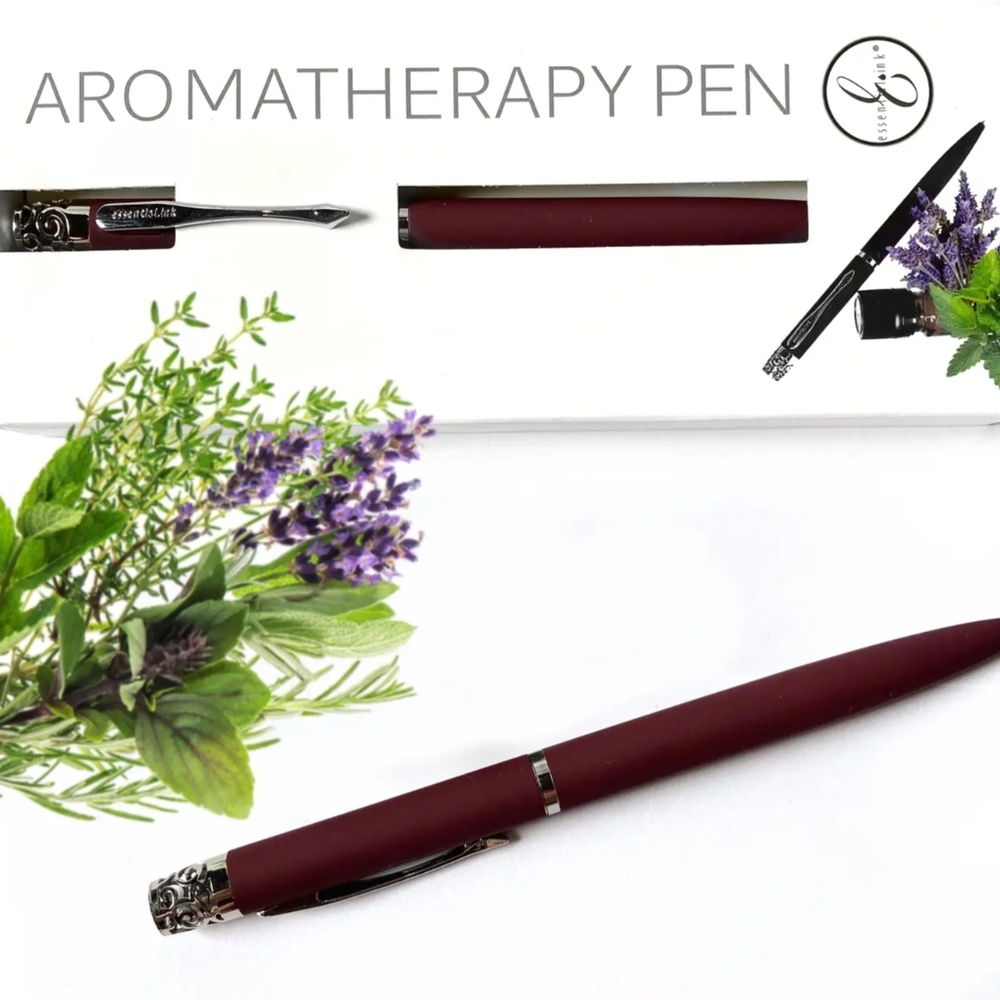 NWT Aromatherapy Essential Oil Pen With Refills